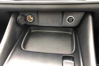 Nissan Qashqai 1.3 DiG-T MH 158 N-Connecta 5dr Xtronic