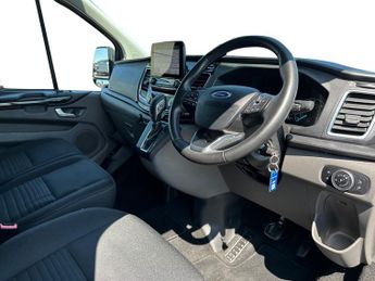 Ford Transit Custom 320 LWB 2.0 Tdci Limited 170PS D/Cab Auto