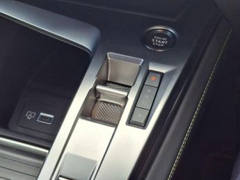 Peugeot 408 1.6 12.4kWh GT Fastback e-EAT Euro 6 (s/s) 5dr