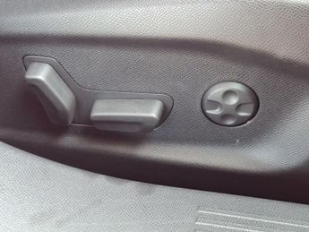 Peugeot 408 1.6 12.4kWh GT Fastback e-EAT Euro 6 (s/s) 5dr