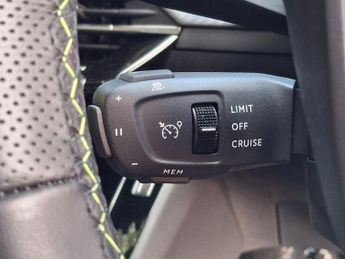 Peugeot 208 51kWh GT Auto 5dr (7.4kW Charger)