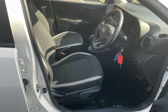 Hyundai i10 1.2 MPi SE Connect 5dr Auto