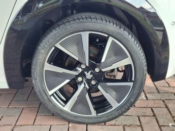 Peugeot 208 50kWh GT Auto 5dr