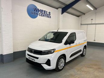 Vauxhall Combo 1.5 Turbo D 2300 Pro Panel Van SWB Euro 6 (s/s) 5dr