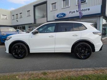 Volkswagen Tiguan 1.5 eTSI 150 R-Line Launch Edition 5dr DSG