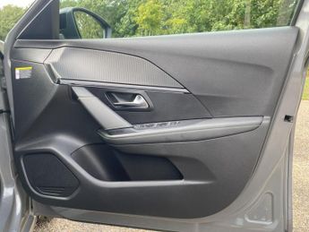 Peugeot 208 51kWh GT Auto 5dr (7.4kW Charger)