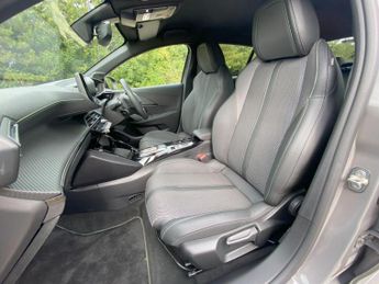 Peugeot 208 51kWh GT Auto 5dr (7.4kW Charger)