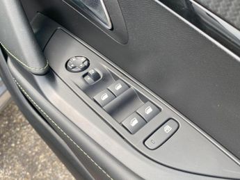 Peugeot 208 51kWh GT Auto 5dr (7.4kW Charger)