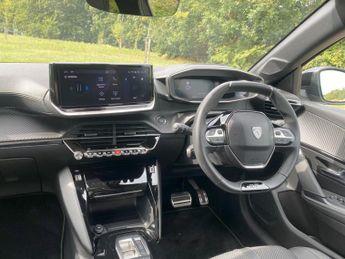 Peugeot 208 51kWh GT Auto 5dr (7.4kW Charger)