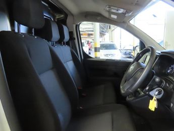 Vauxhall Vivaro 2900 1.5d 100PS Prime H1 Van