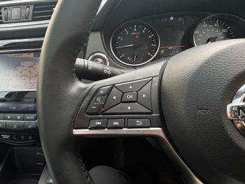 Nissan Qashqai 1.3 DiG-T 160 N-Connecta 5dr DCT