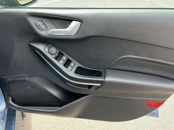 Ford Fiesta 5Dr Titanium Vignale 1.0 MHEV 125PS Auto