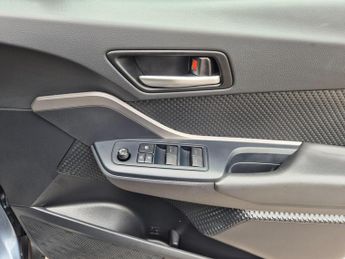 Toyota CHR 1.8 VVT-h Icon CVT Euro 6 (s/s) 5dr