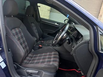 Volkswagen Golf 2.0 TSI 245 GTI Performance 5dr DSG