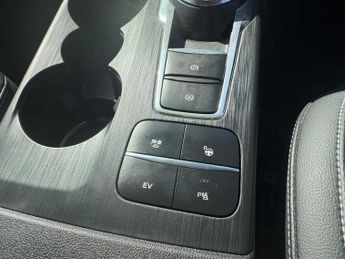 Ford Kuga 2.5 PHEV Titanium First Edition 5dr CVT
