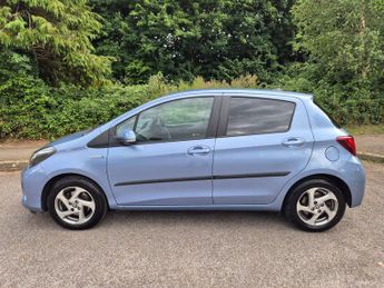 Toyota Yaris 1.5 VVT-h Icon E-CVT Euro 6 5dr