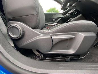 Peugeot 208 51kWh GT Auto 5dr (7.4kW Charger)