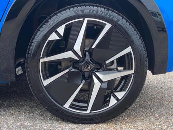 Peugeot 208 51kWh GT Auto 5dr (7.4kW Charger)