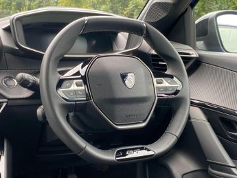 Peugeot 208 51kWh GT Auto 5dr (7.4kW Charger)