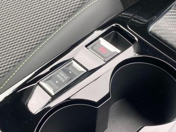 Peugeot 208 51kWh GT Auto 5dr (7.4kW Charger)
