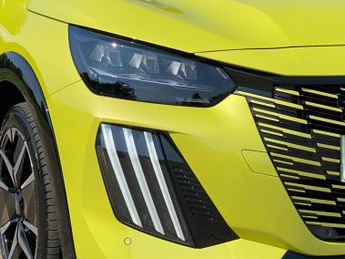 Peugeot 208 51kWh GT Auto 5dr (7.4kW Charger)