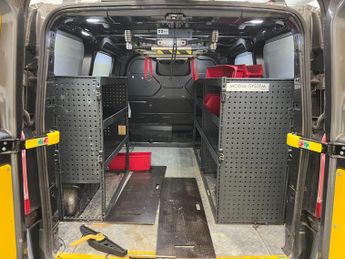 Ford Transit Custom 1.0 340 EcoBoost 13.6kWh Limited Auto L1 H1 Euro 6 5dr