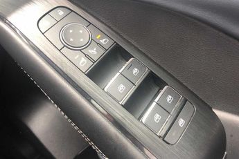 Nissan Qashqai 1.3 DiG-T MH 158 Tekna 5dr Xtronic