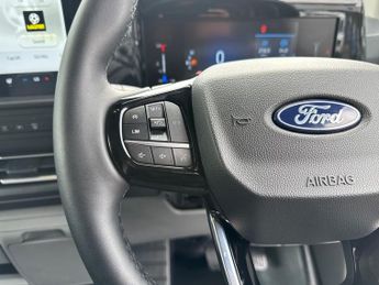 Ford Transit Custom 280 SWB 2.0 Tdci Limited 136PS Auto