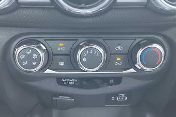 Nissan Juke 1.0 DiG-T Acenta 5dr DCT