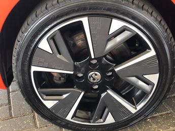 Vauxhall Corsa 100kW SRi Nav Premium 50kWh 5dr Auto [7.4kWCh]