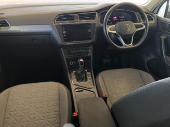 Volkswagen Tiguan 1.4 TSI eHybrid Life 5dr DSG
