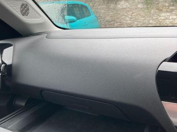 Citroen C4 50kWh e-series Auto 5dr (7.4kW Charger)