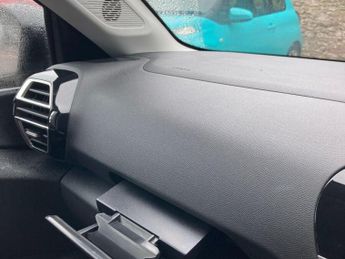 Citroen C4 50kWh e-series Auto 5dr (7.4kW Charger)