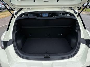 Byd Dolphin 5Dr Boost 130kW 44.9kWh Auto