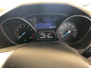 Ford Focus 1.6 125 Zetec Navigator 5dr Powershift