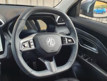 MG ZS 1.5 Hybrid+ Trophy 5dr Auto