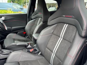 Ford Puma 5Dr ST 1.5 MHEV 170PS Auto