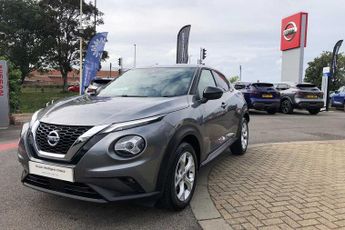 Nissan Juke 1.0 DiG-T N-Connecta 5dr DCT