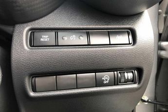 Nissan Juke 1.0 DiG-T N-Connecta 5dr DCT
