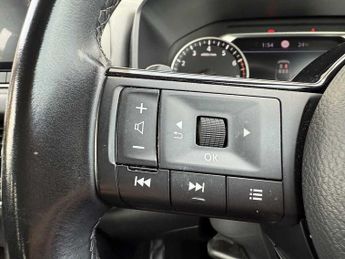 Nissan Qashqai 1.3 DiG-T MH 158 Acenta Premium 5dr Xtronic