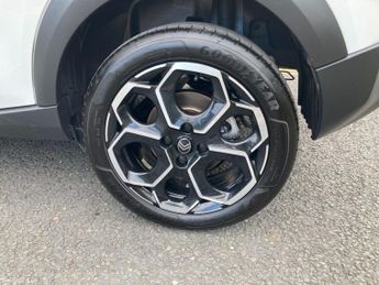 Citroen C3 Standard Range 44kWh MAX Auto 5dr (7.4kW Charger)