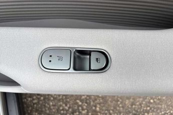 Hyundai Ioniq 6 168kW Premium 77kWh 4dr Auto