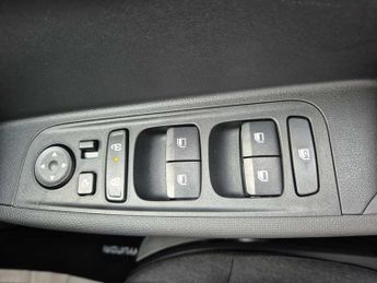 Hyundai Inster 85kW 01 49kWh 5dr Auto