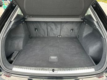Audi Q3 5Dr Sport 40 2.0 Auto