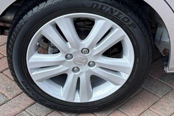 Honda Jazz 1.4 i-VTEC ES Plus 5dr CVT