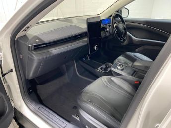 Ford Mustang Mach-E 72kWh (269PS) EV Automatic Select RWD 5dr**Tech Pack Plus**