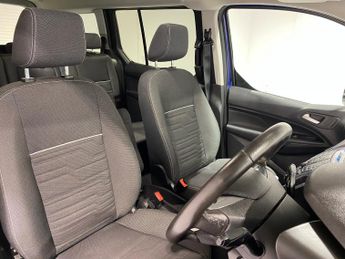Ford Grand Tourneo Connect 1.5 TDCi (120PS) Automatic Titanium 5dr**7 seater**