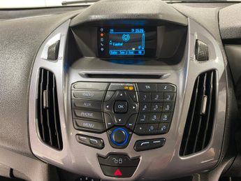 Ford Grand Tourneo Connect 1.5 TDCi (120PS) Automatic Titanium 5dr**7 seater**