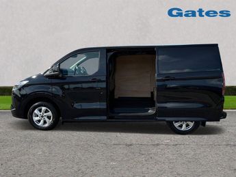 Ford Transit Custom 320 SWB Limited 65kWh 100kw / 136PS Auto