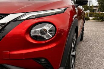Nissan Juke 1.0 DiG-T Tekna 5dr DCT